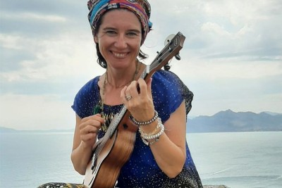 Лена Касаткина